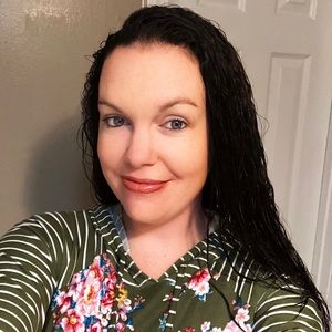 Meet your Posher, Cherity